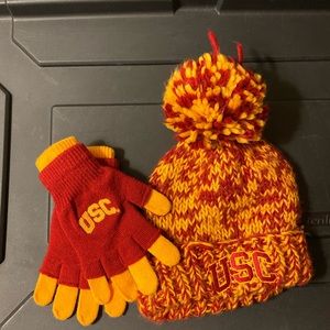 USC hat and gloves